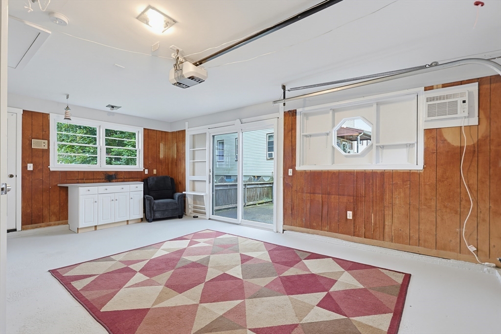 11 Lowe Street Place Property Photo 34