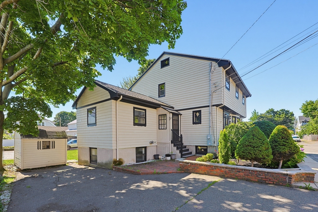 11 Lowe Street Place Property Photo 40