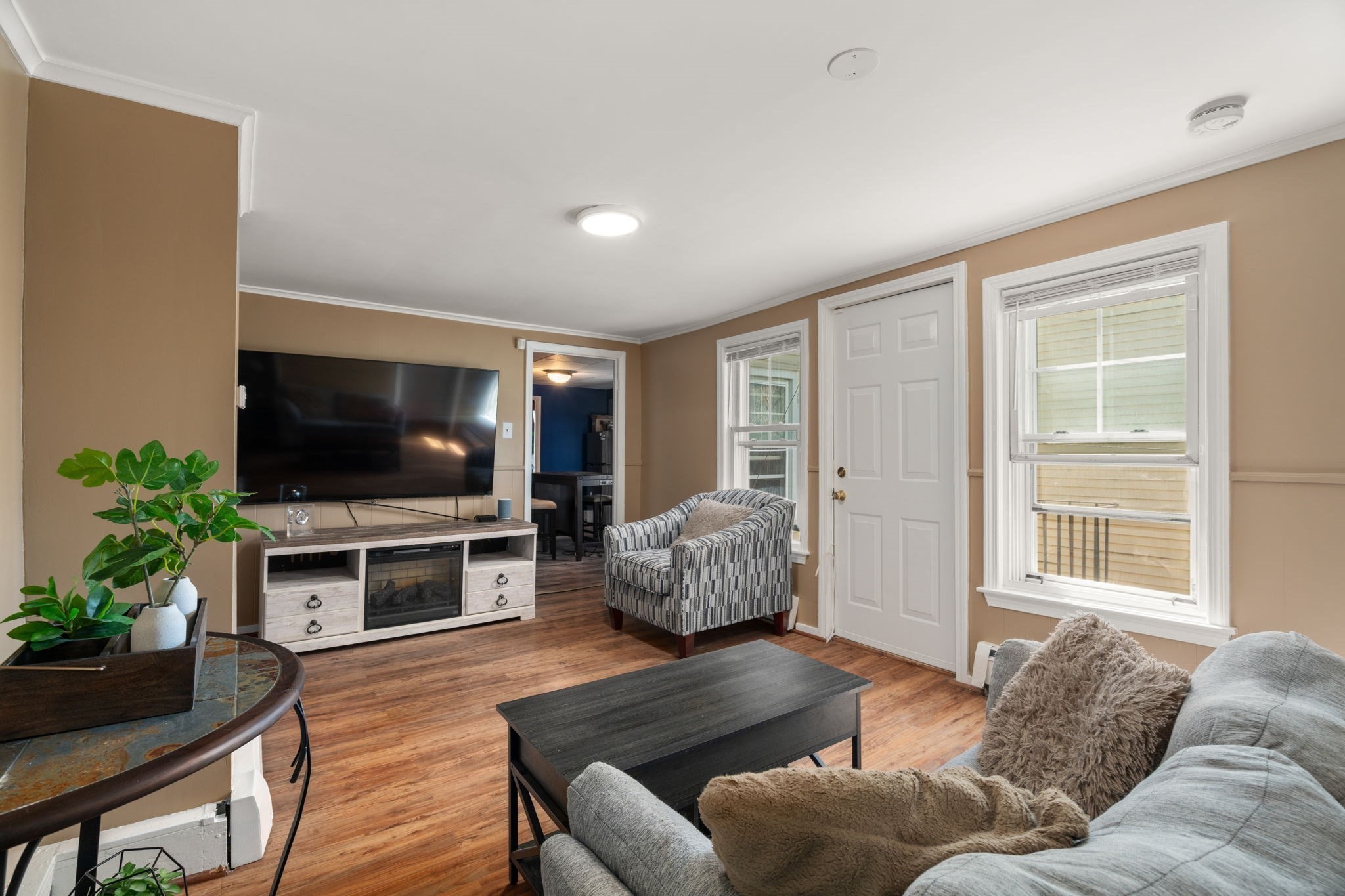 212 Princeton St. # U2 Property Photo 5