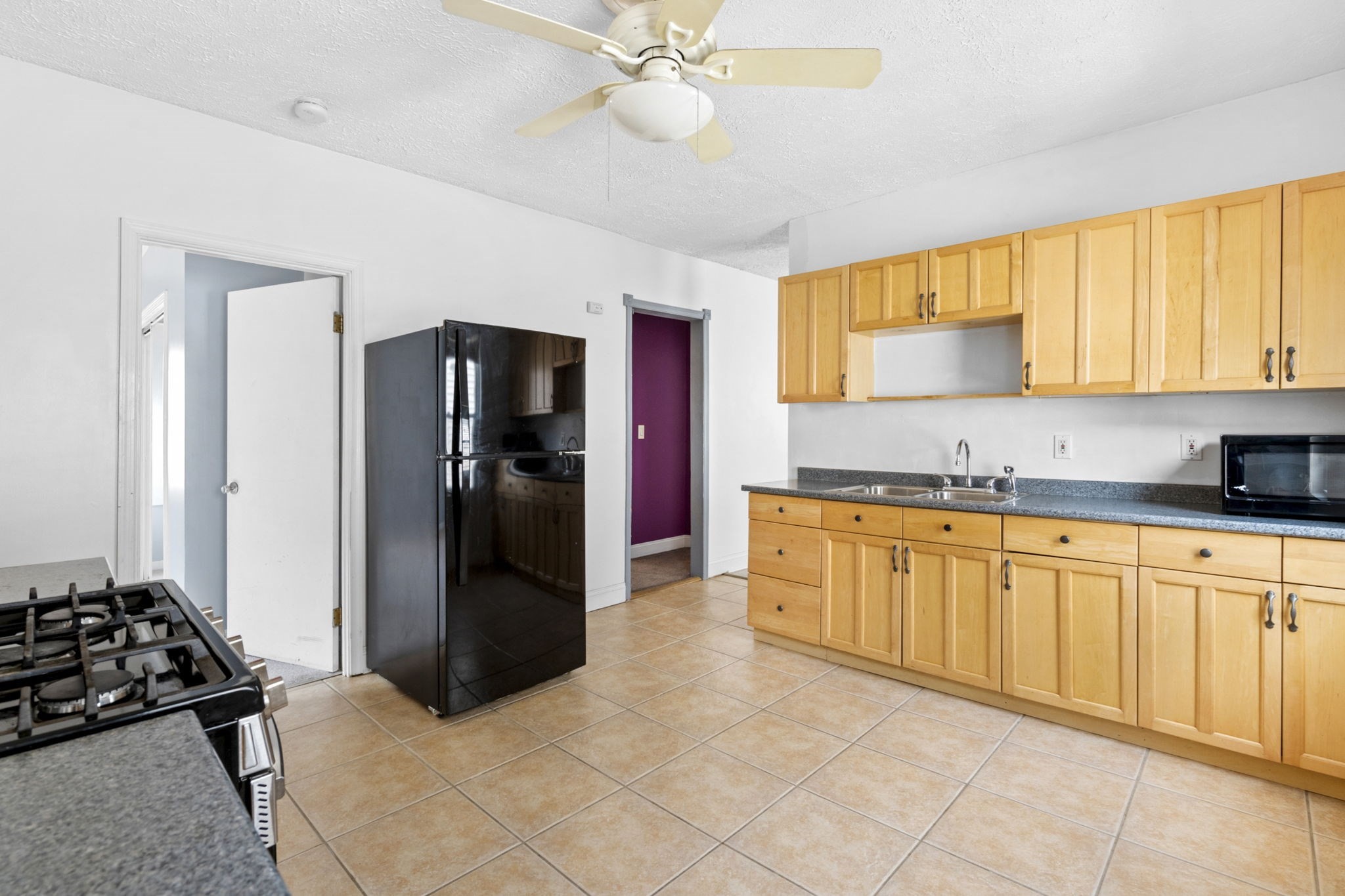 21 Cabot # 2 Property Photo 13