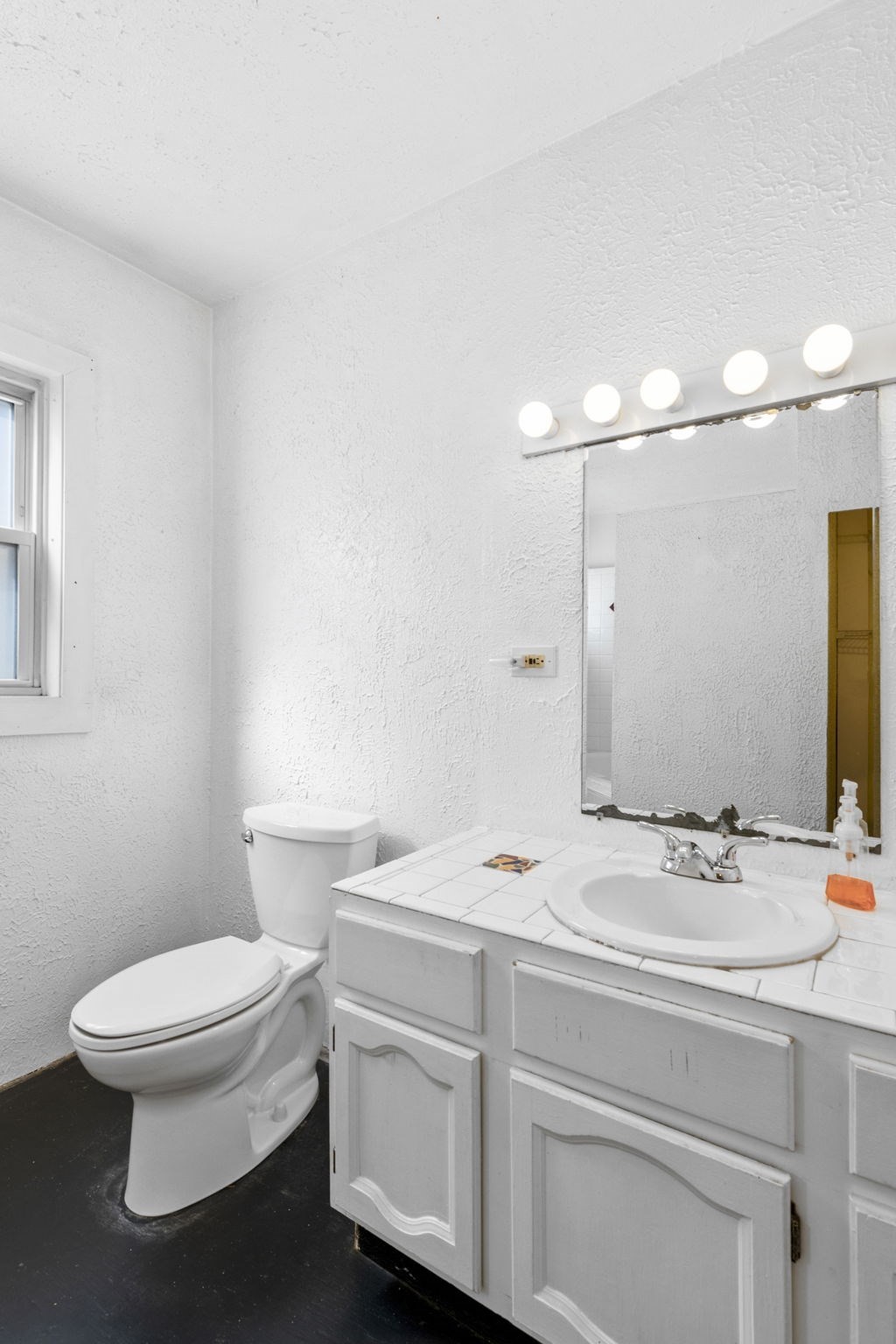 21 Cabot # 2 Property Photo 14