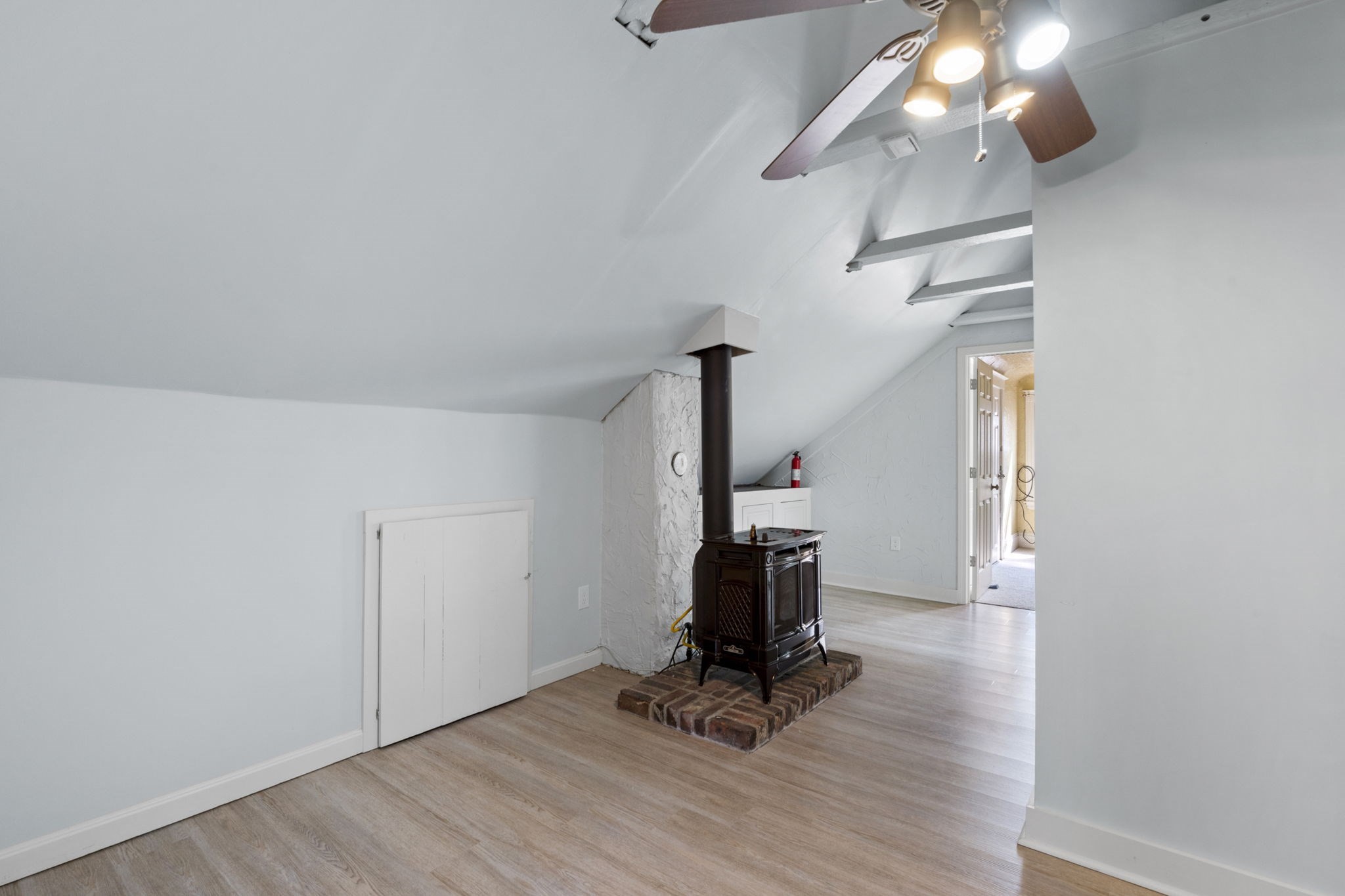 21 Cabot # 2 Property Photo 24