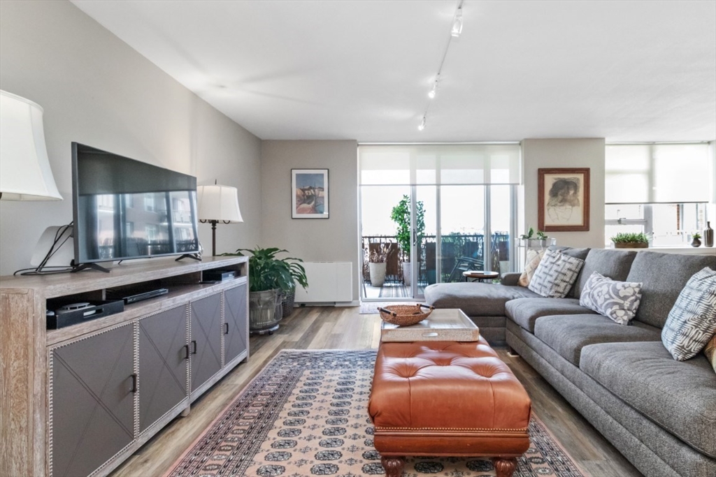 280 Boylston St # 713 Property Photo 11