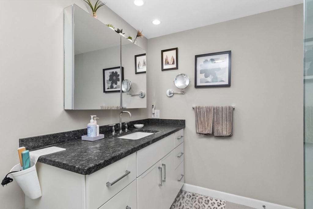 280 Boylston St # 713 Property Photo 23