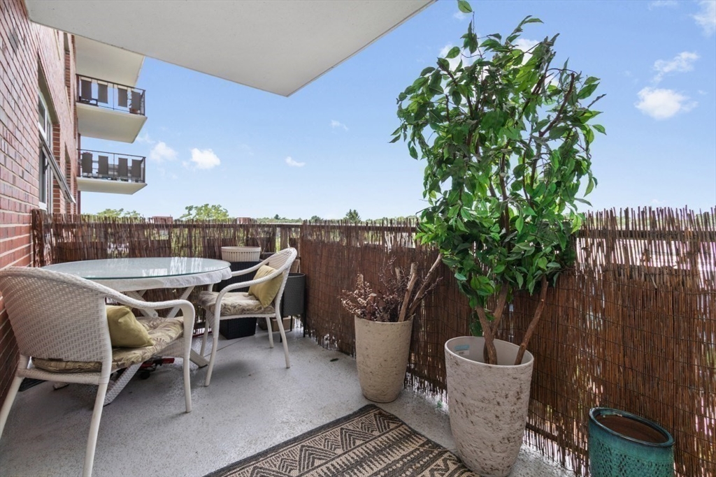 280 Boylston St # 713 Property Photo 25