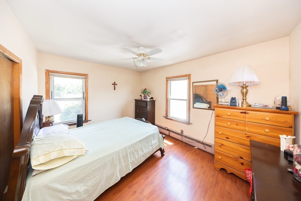 65 Beattie St Property Photo 6