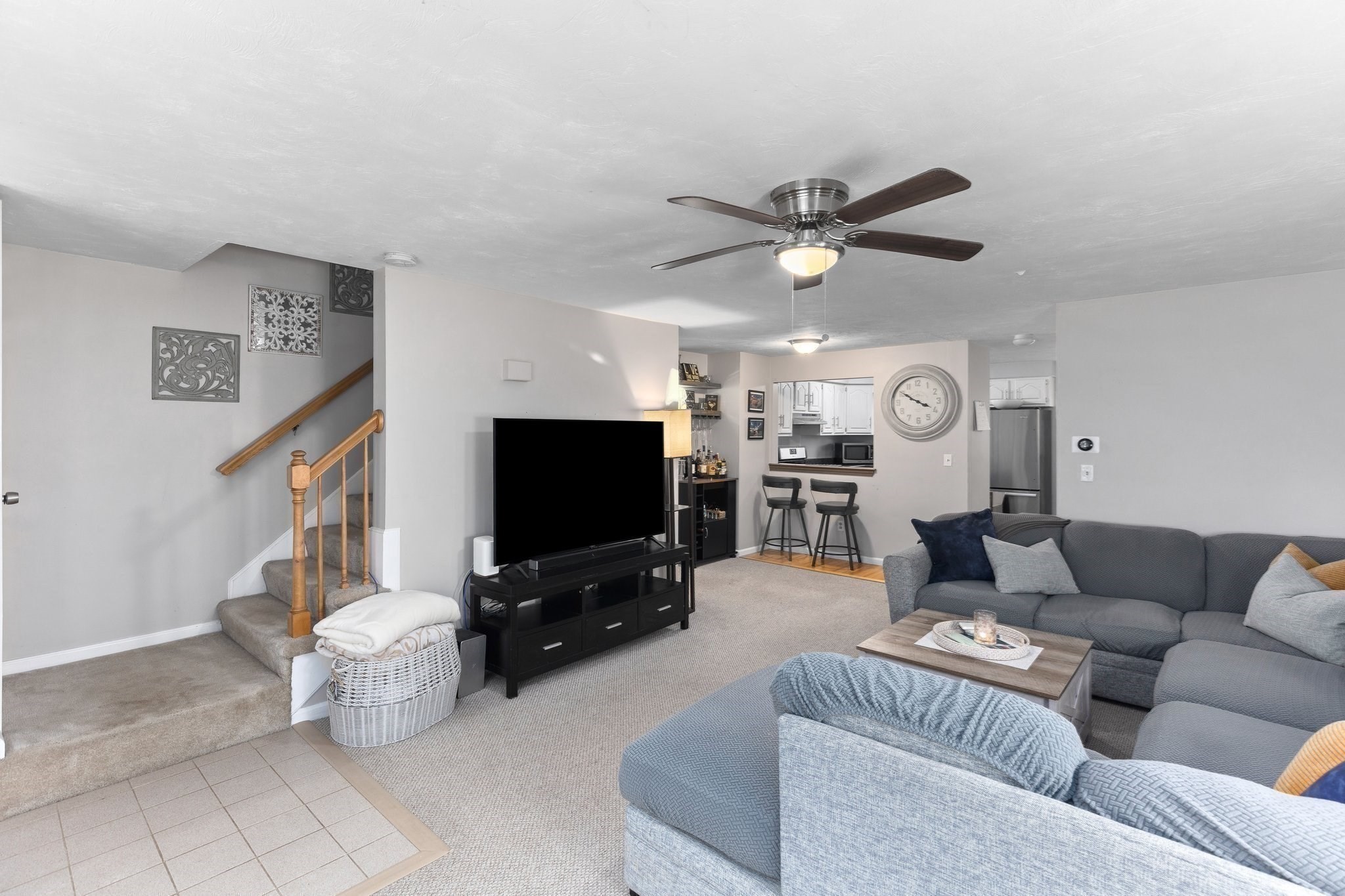 8 Spruce Tree Ln # 28 Property Photo 2