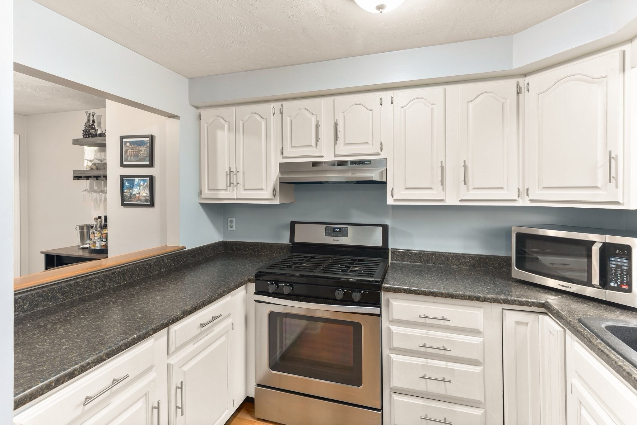 8 Spruce Tree Ln # 28 Property Photo 7