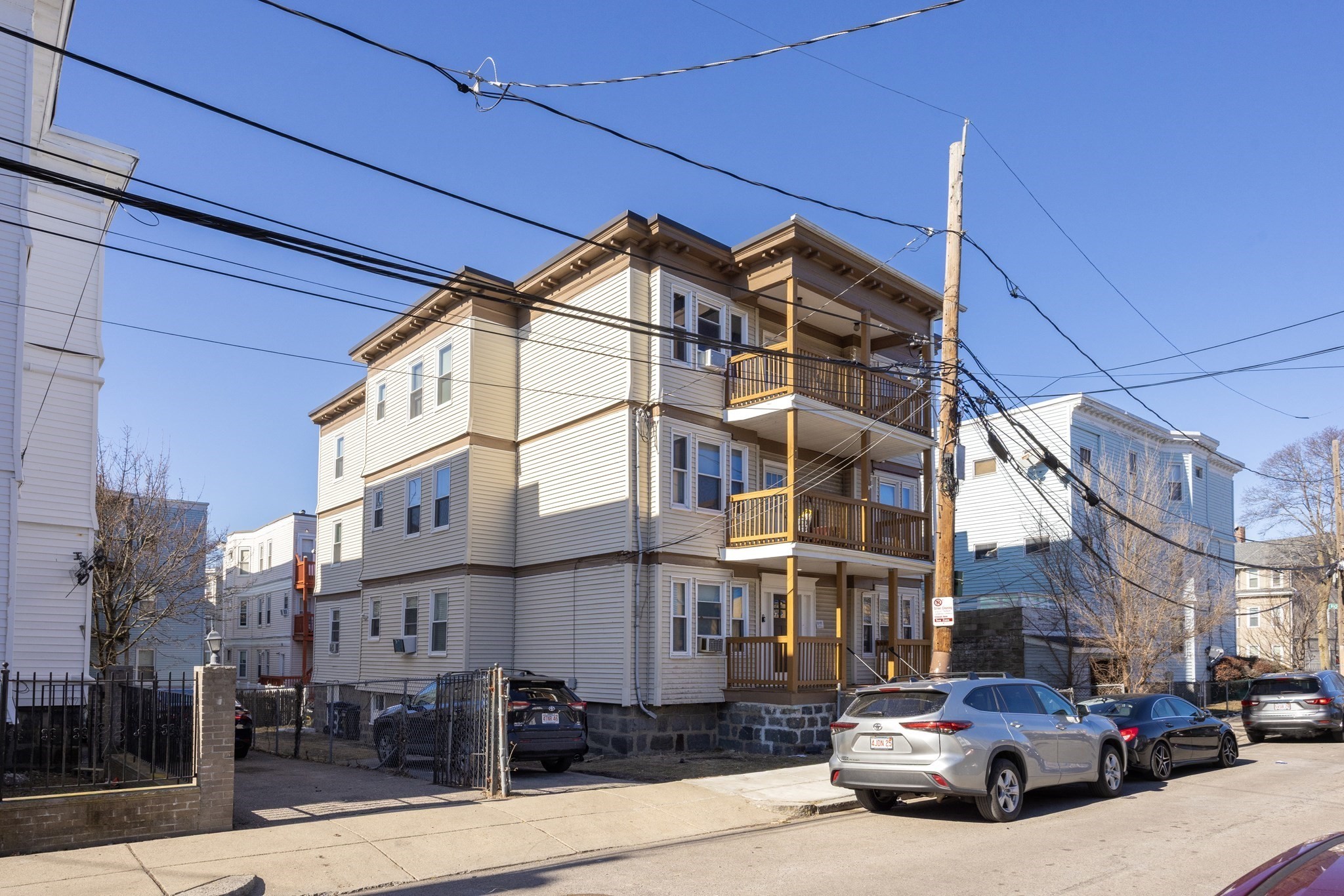 3 Sutton Street Property Photo 2