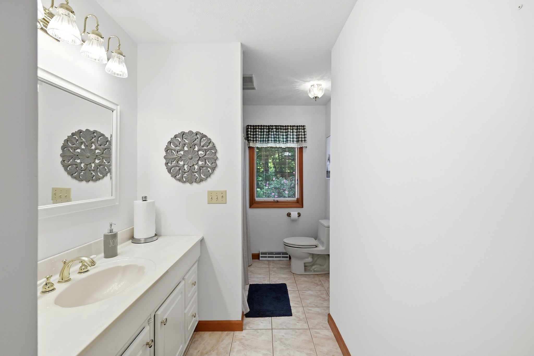 142 Oak Knoll Cir Property Photo 18