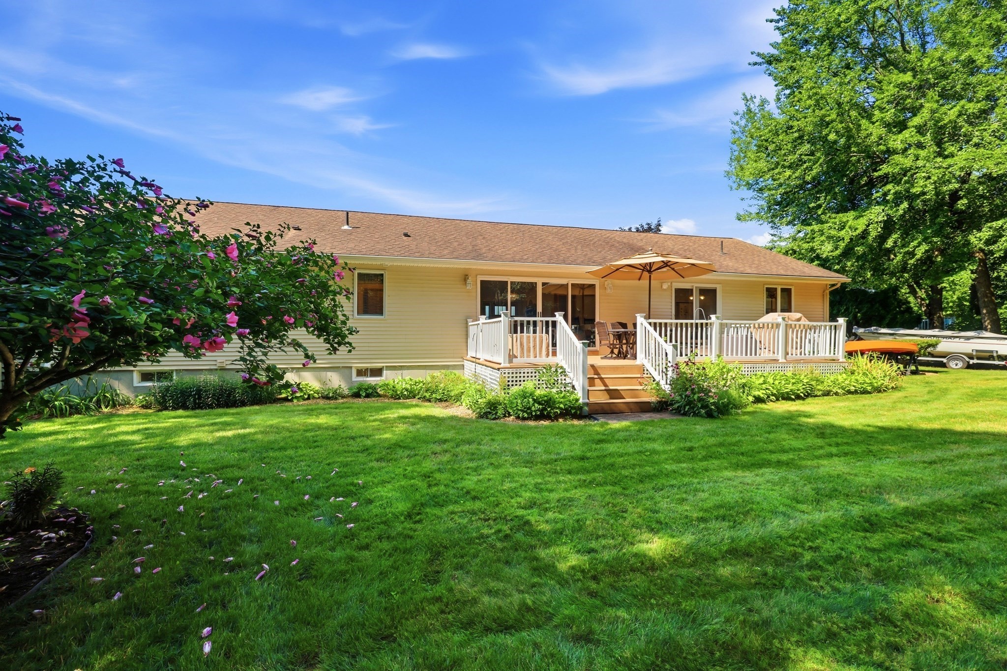 142 Oak Knoll Cir Property Photo 34