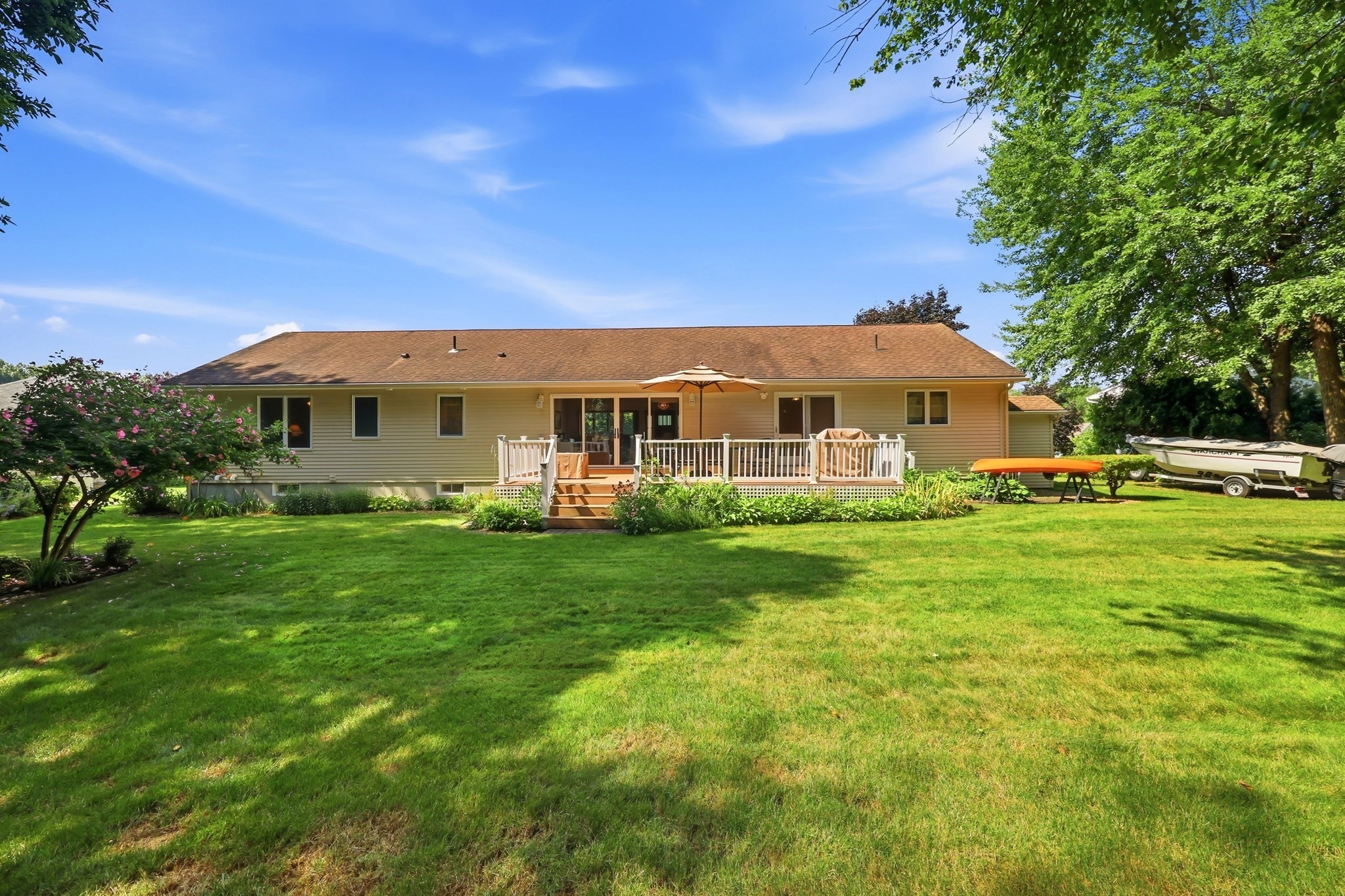 142 Oak Knoll Cir Property Photo 35