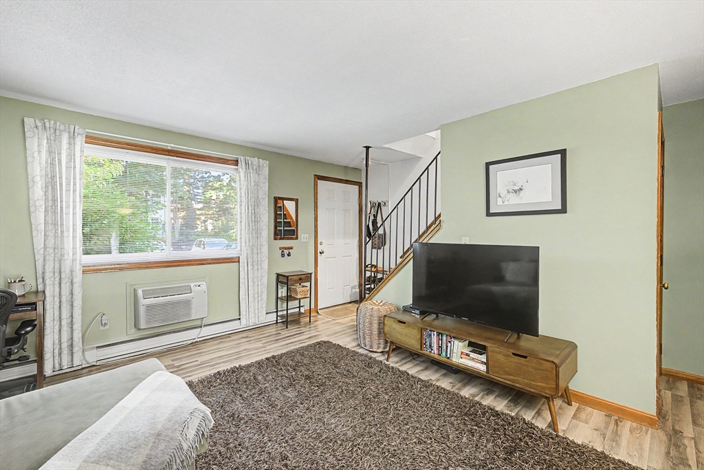 73 Bridge St. # 17 Property Photo 2