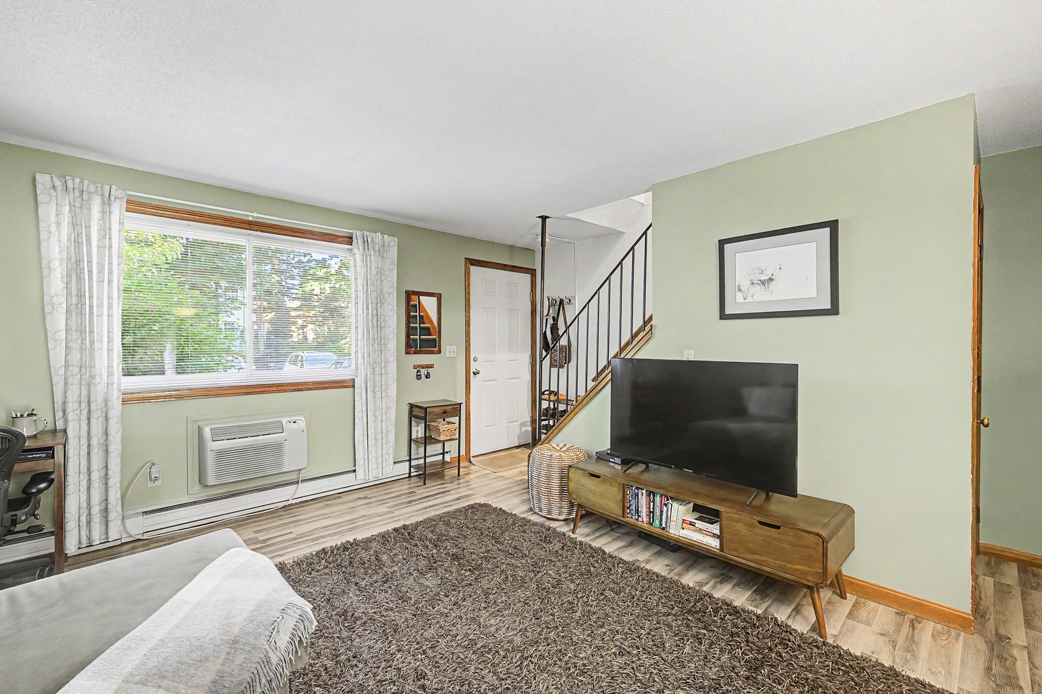 73 Bridge St. # 17 Property Photo 2