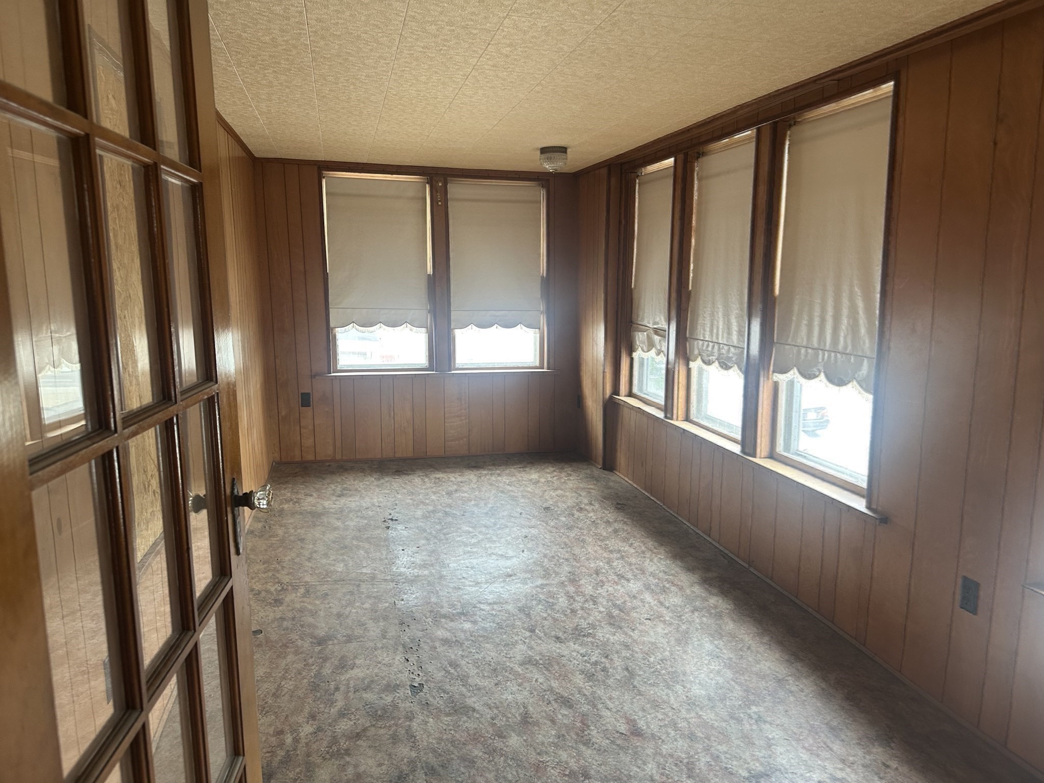 136 Main St Property Photo 37