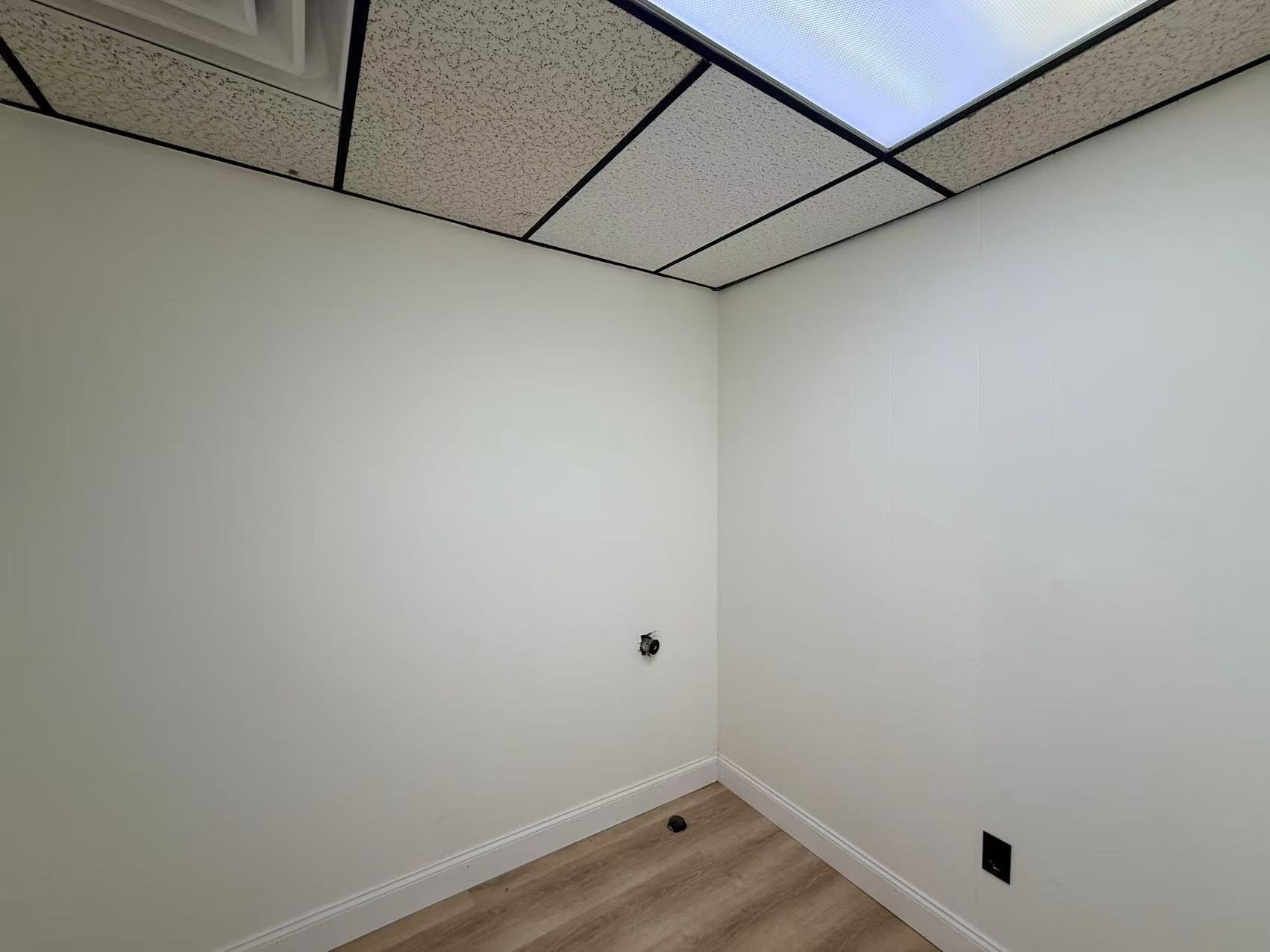 70e Beacon St Property Photo 11