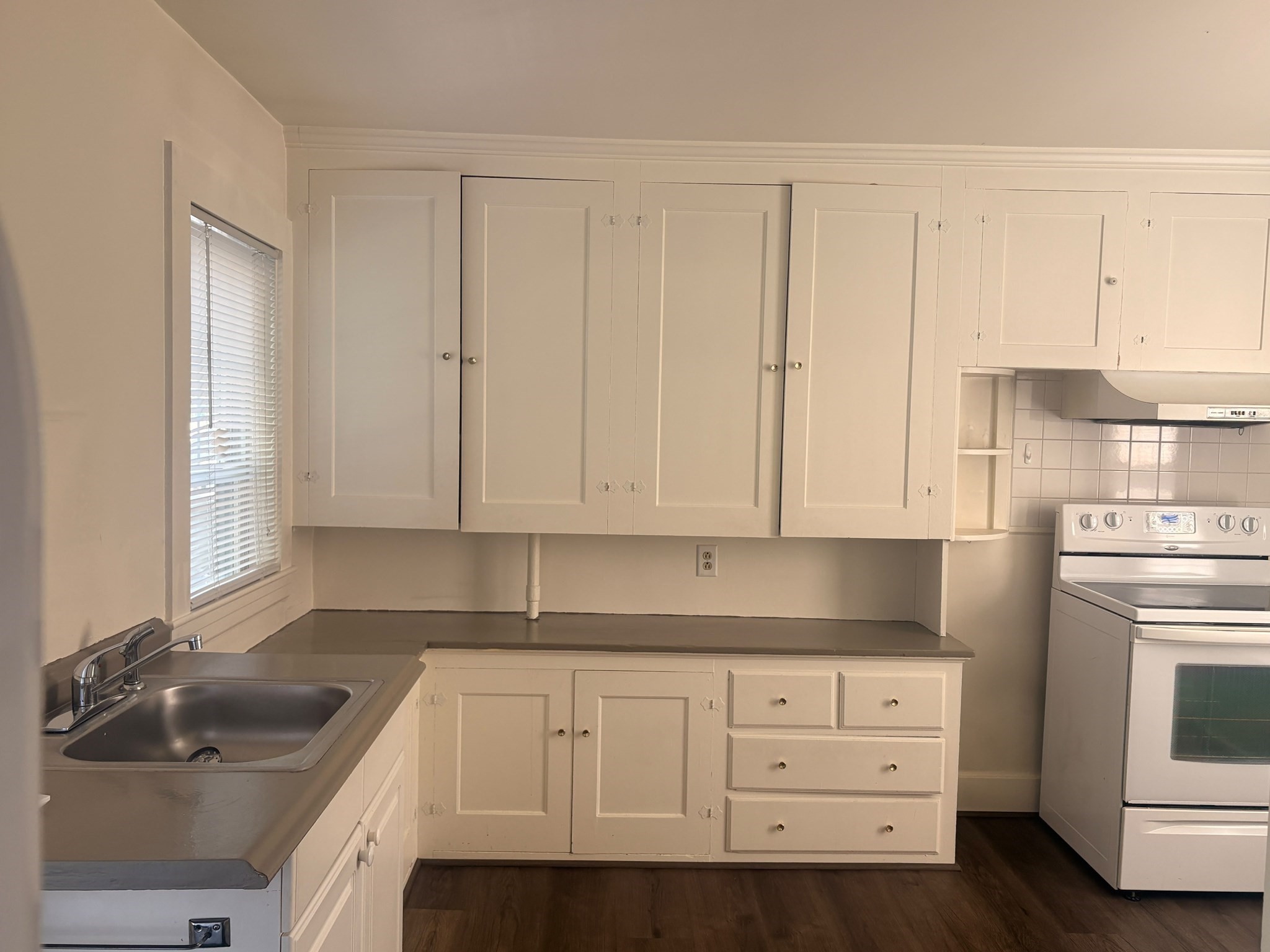 17 Oak Street # 1 Property Photo 10