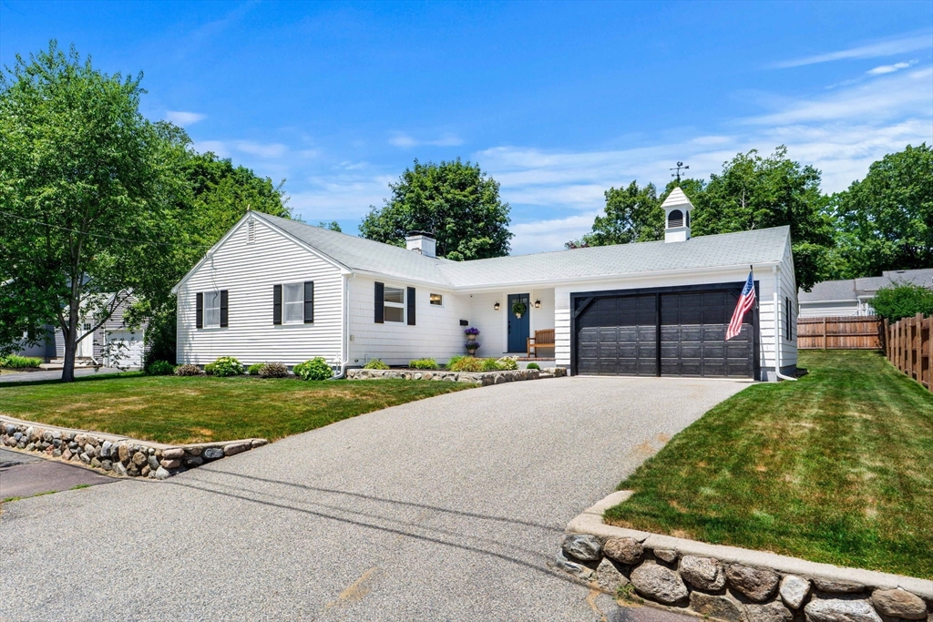 46 Woodcrest Dr