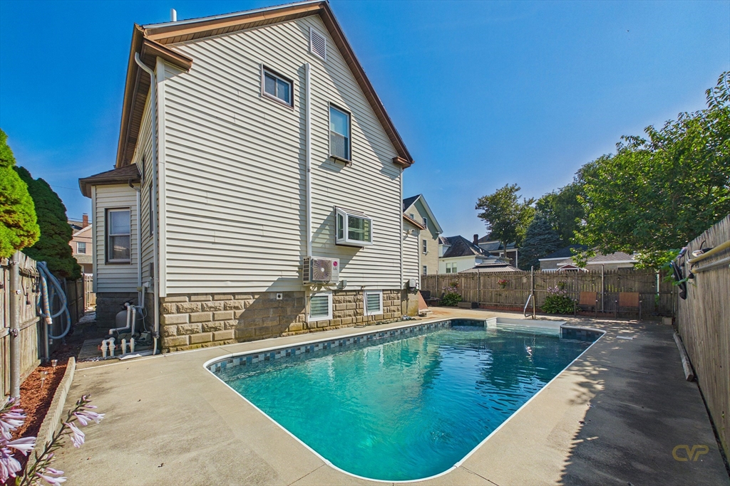 206 Austin St Property Photo 29