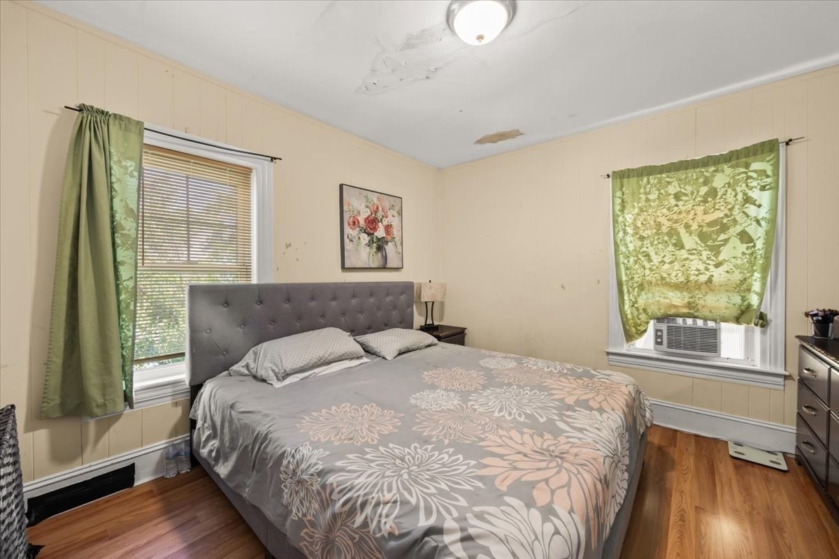 11 Sisson St Property Photo 10