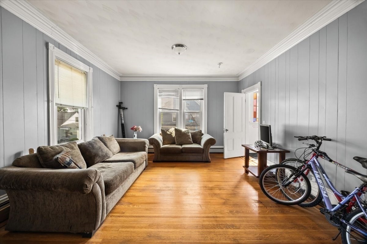11 Sisson St Property Photo 24