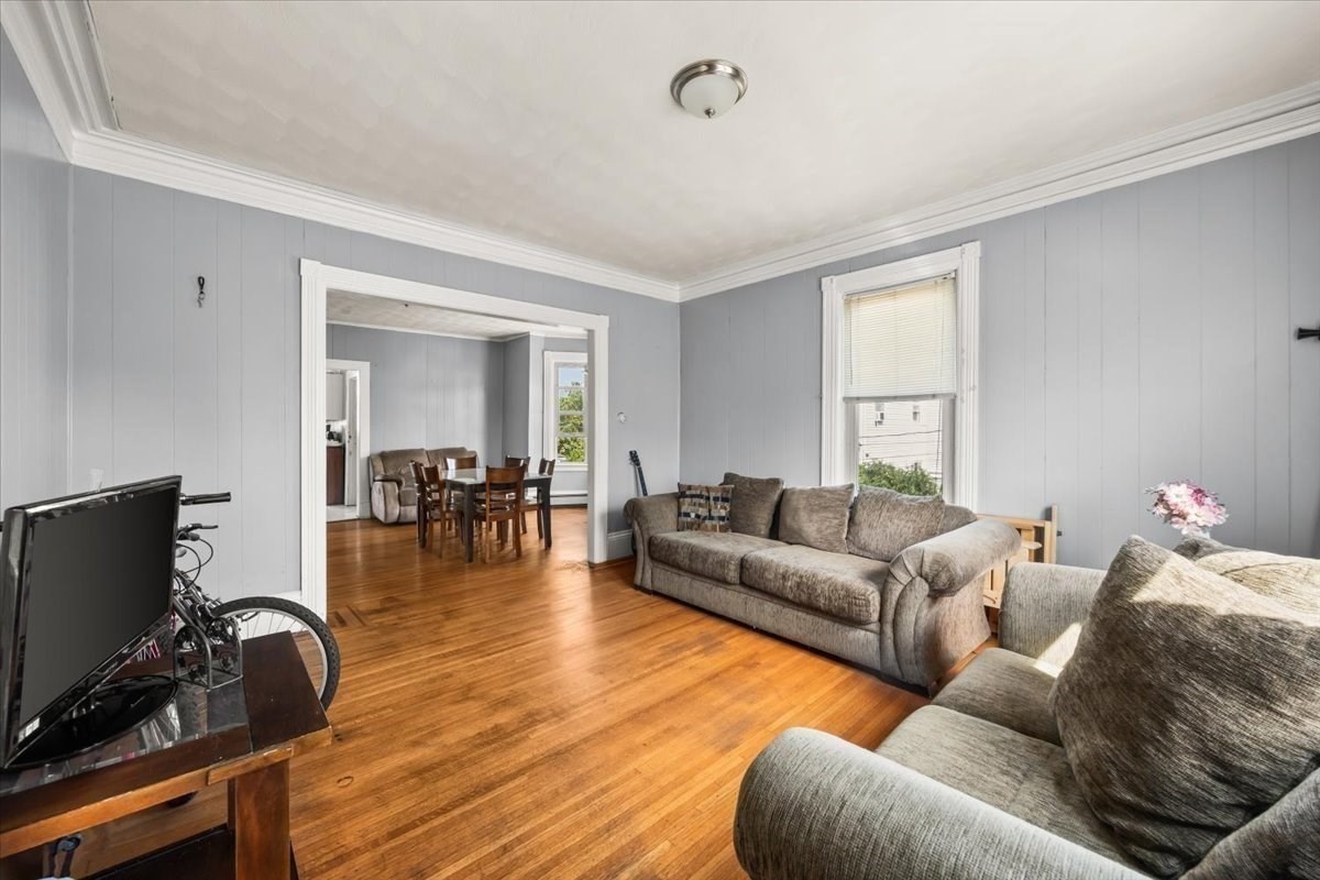 11 Sisson St Property Photo 25