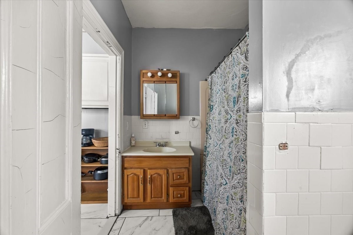 11 Sisson St Property Photo 26