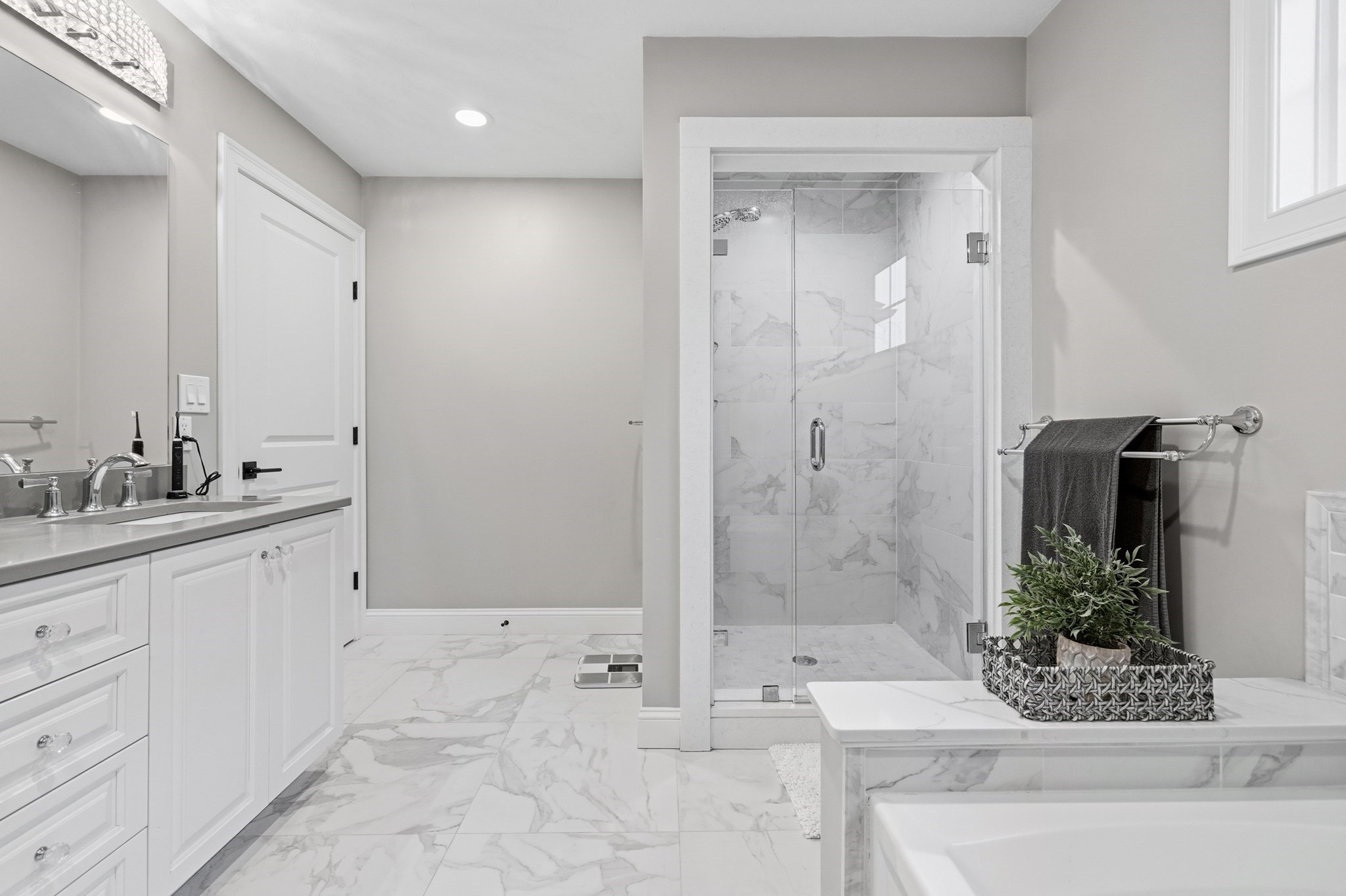 2 Norma Way Property Photo 11
