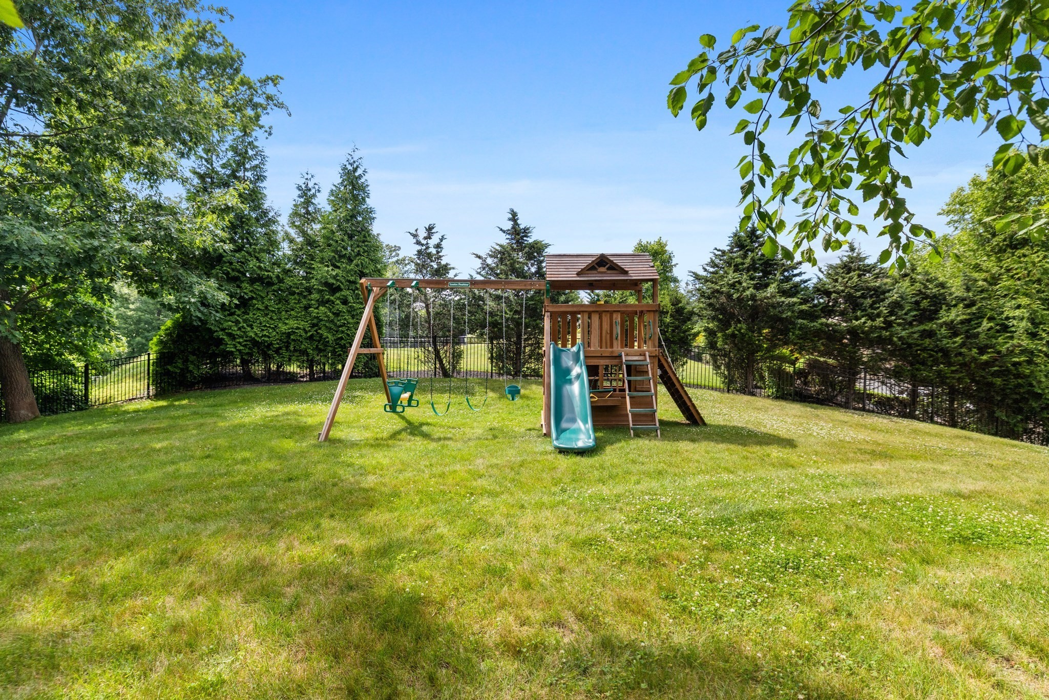 2 Norma Way Property Photo 22