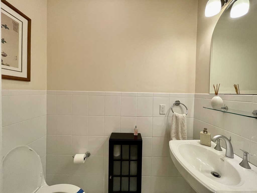 155 Amory St # 155 Property Photo 10
