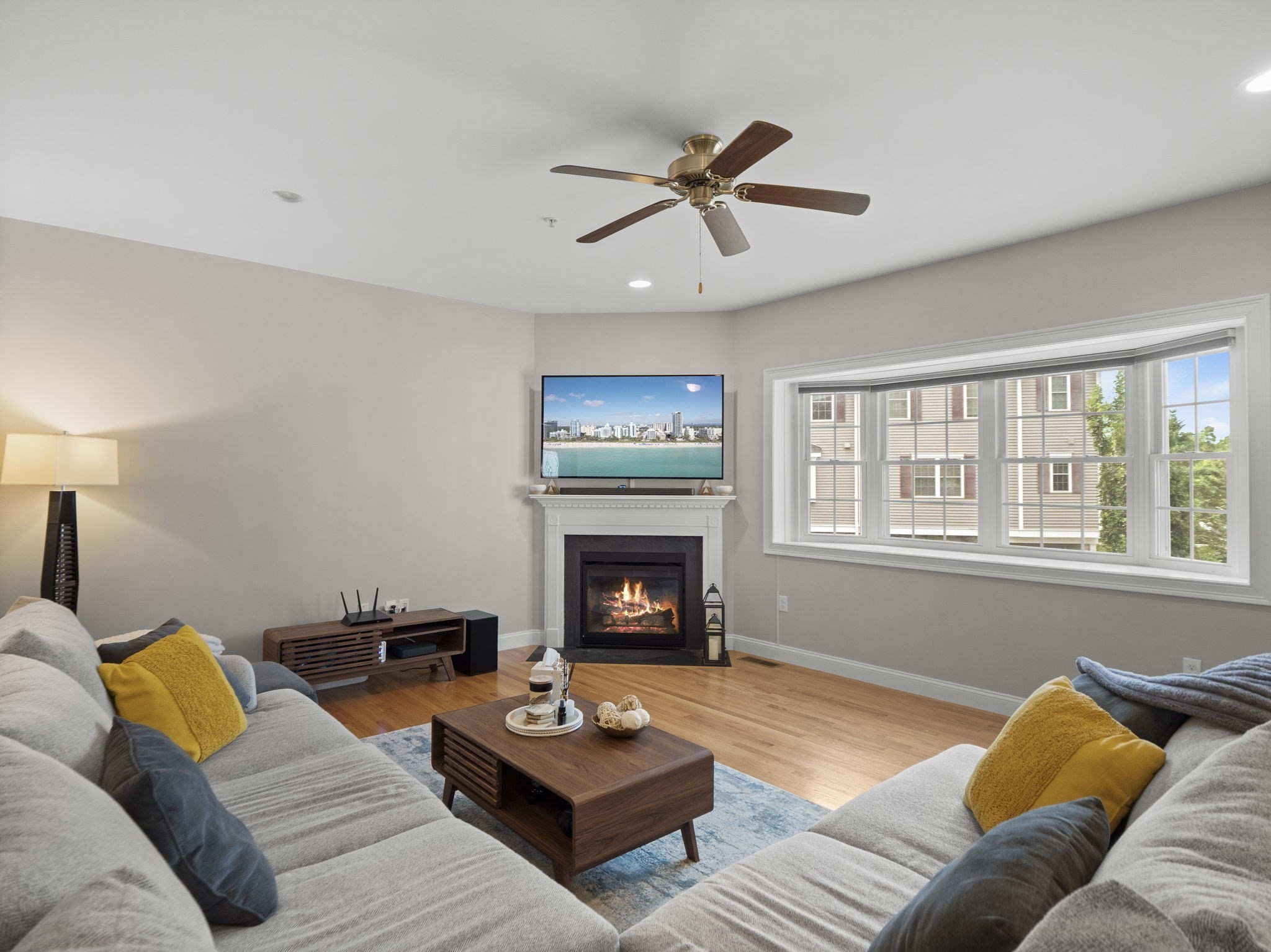 262 Winn Street # B Property Photo 3