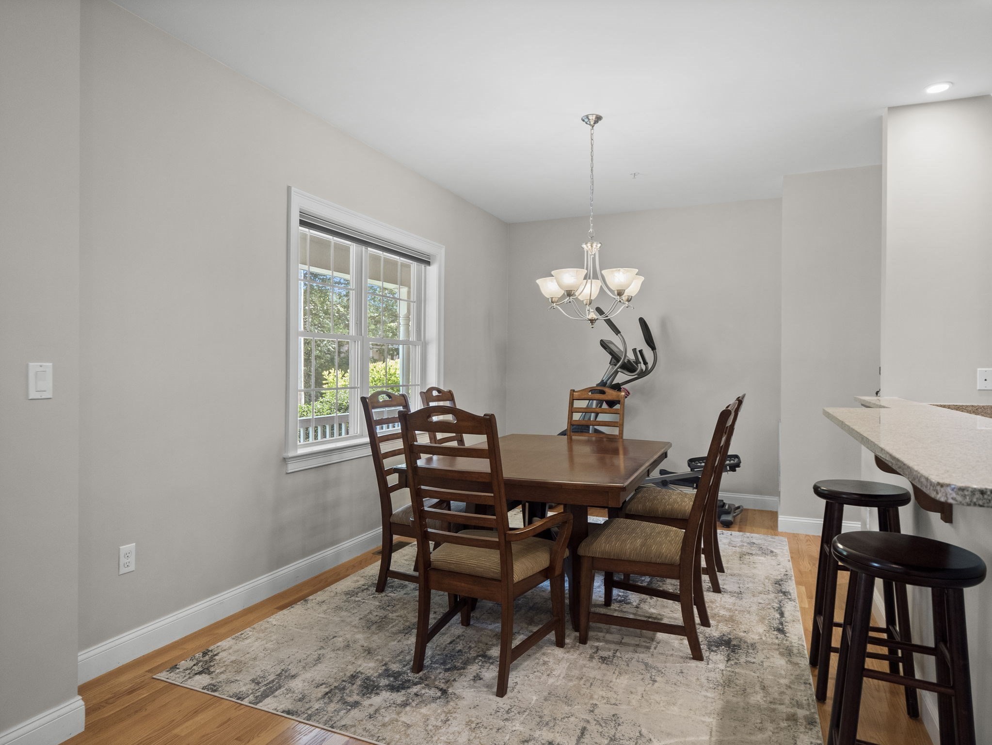 262 Winn Street # B Property Photo 8
