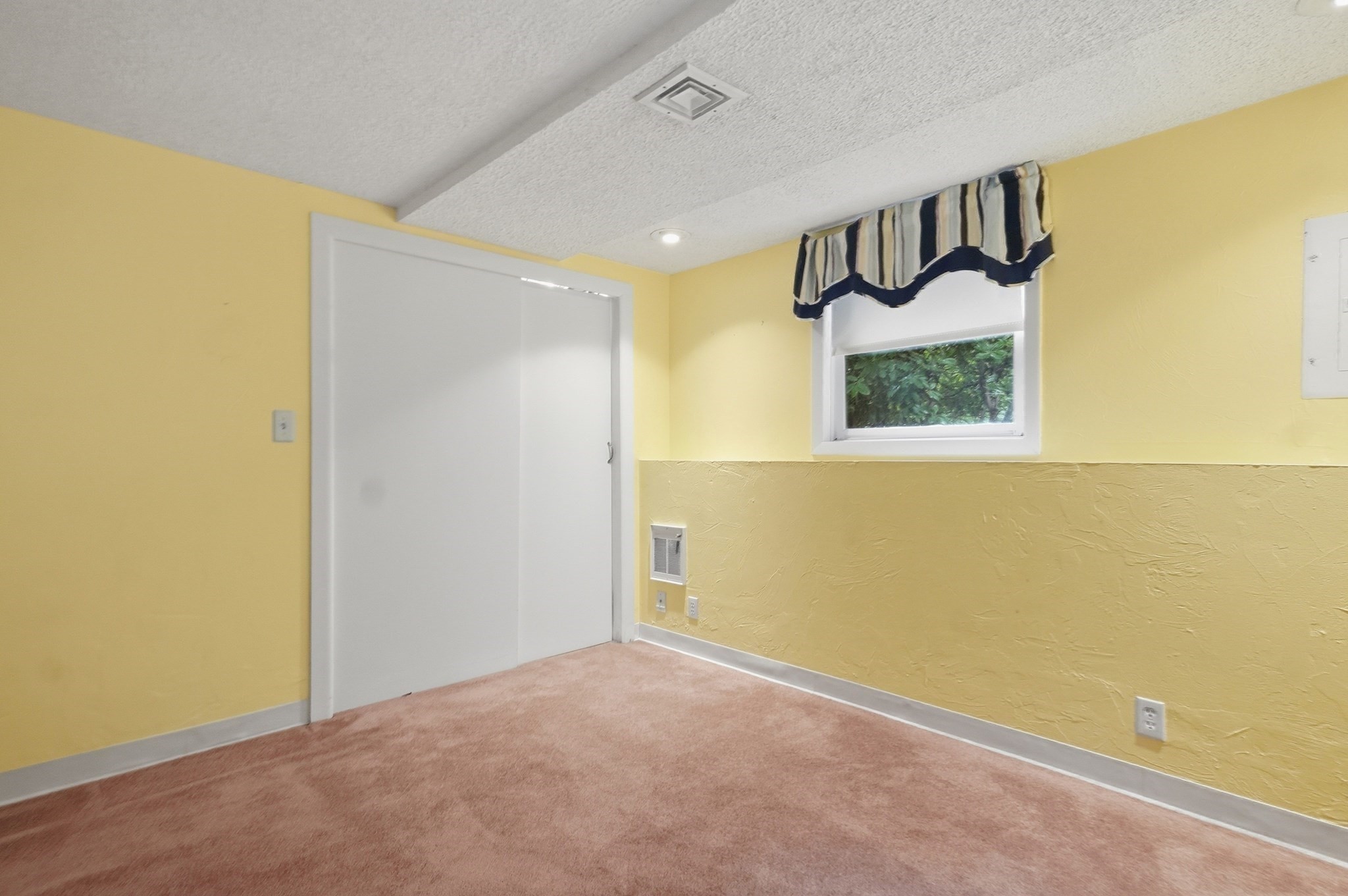 43 Villa Roma Drive # 43 Property Photo 19