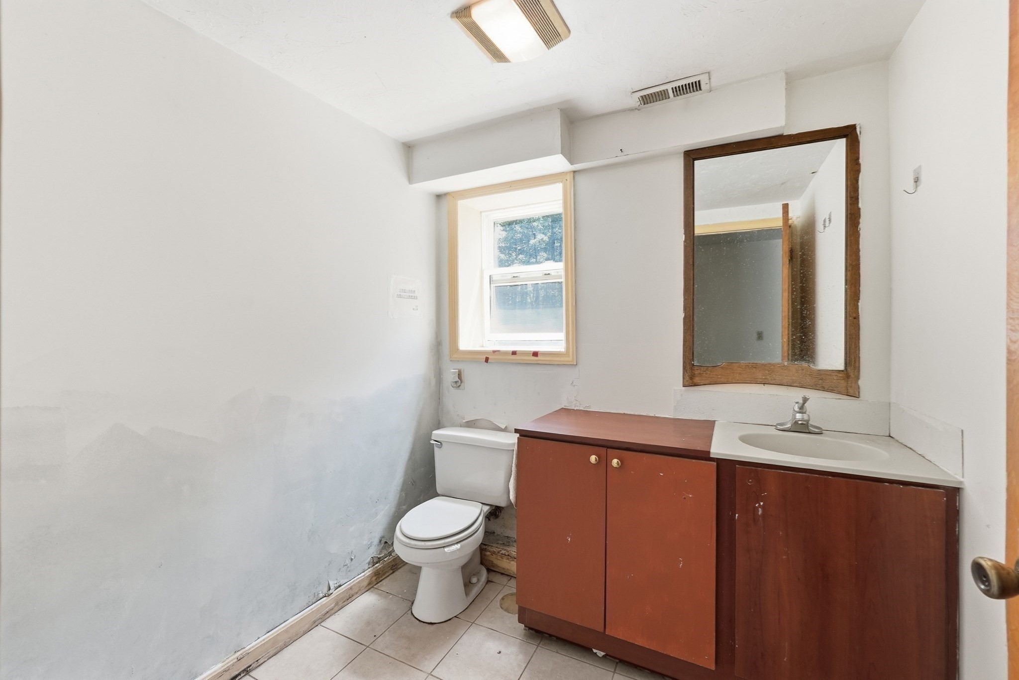 150-152 West Main Street Property Photo 38