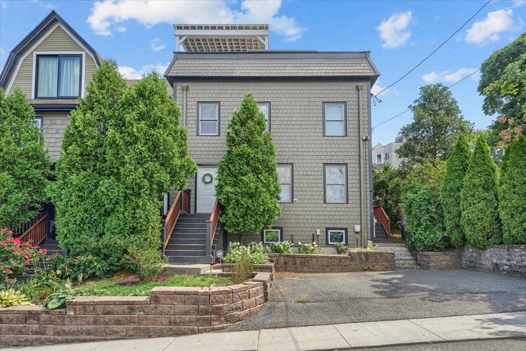 18 Claymont Terrace # 18 Property Photo 1
