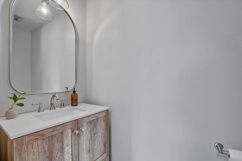 18 Claymont Terrace # 18 Property Photo 17