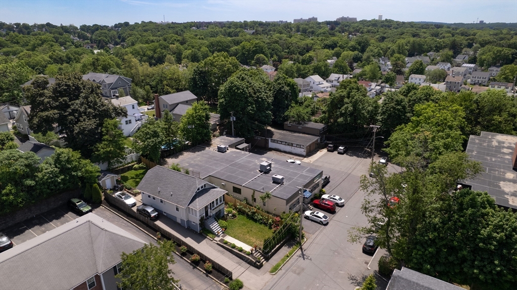 40 Oval Rd Property Photo 8