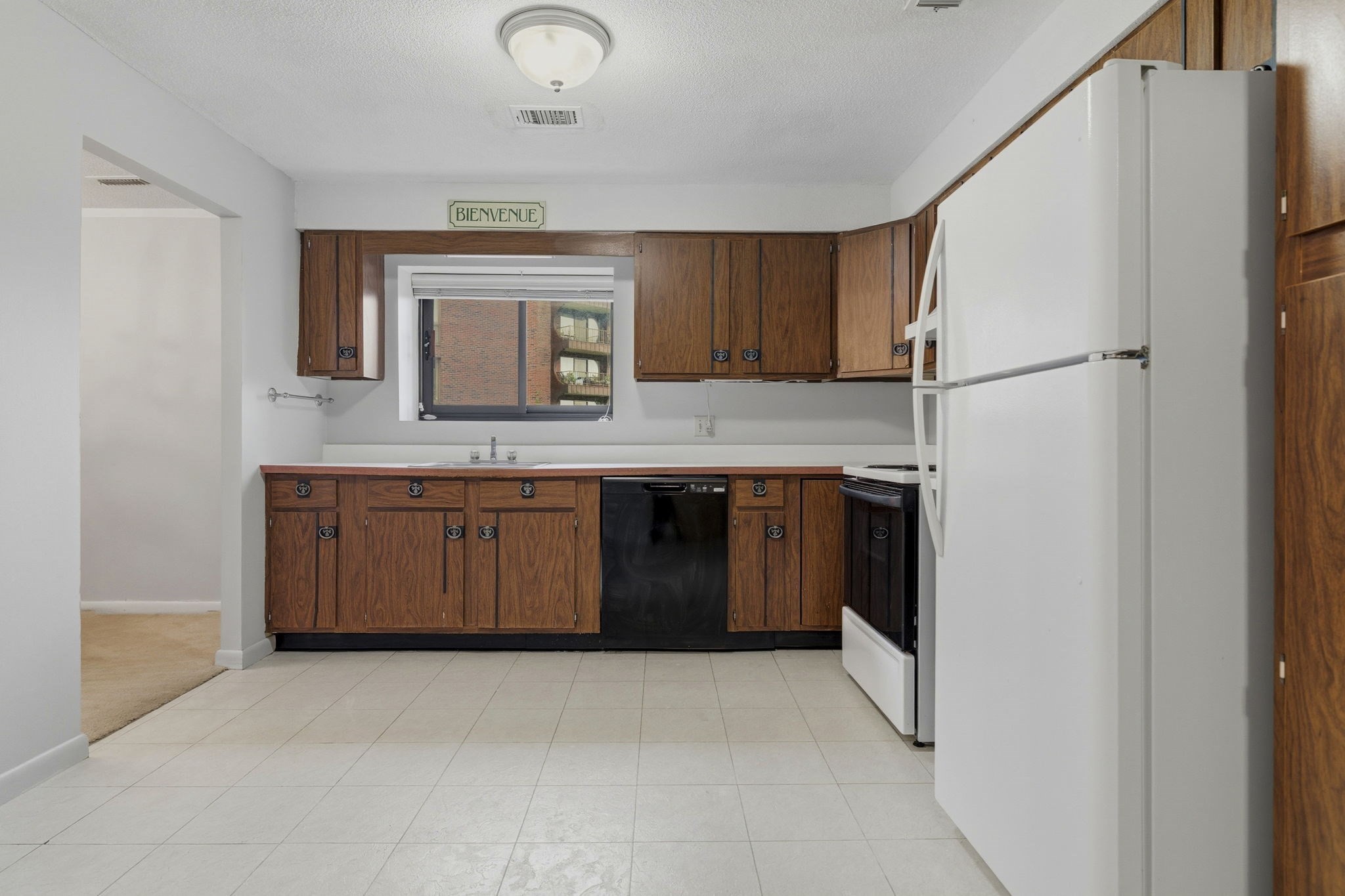 1002 Paradise Rd # 1c Property Photo 4