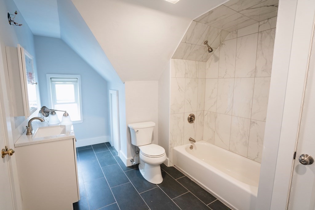 315 Lafayette St # 3 Property Photo 11