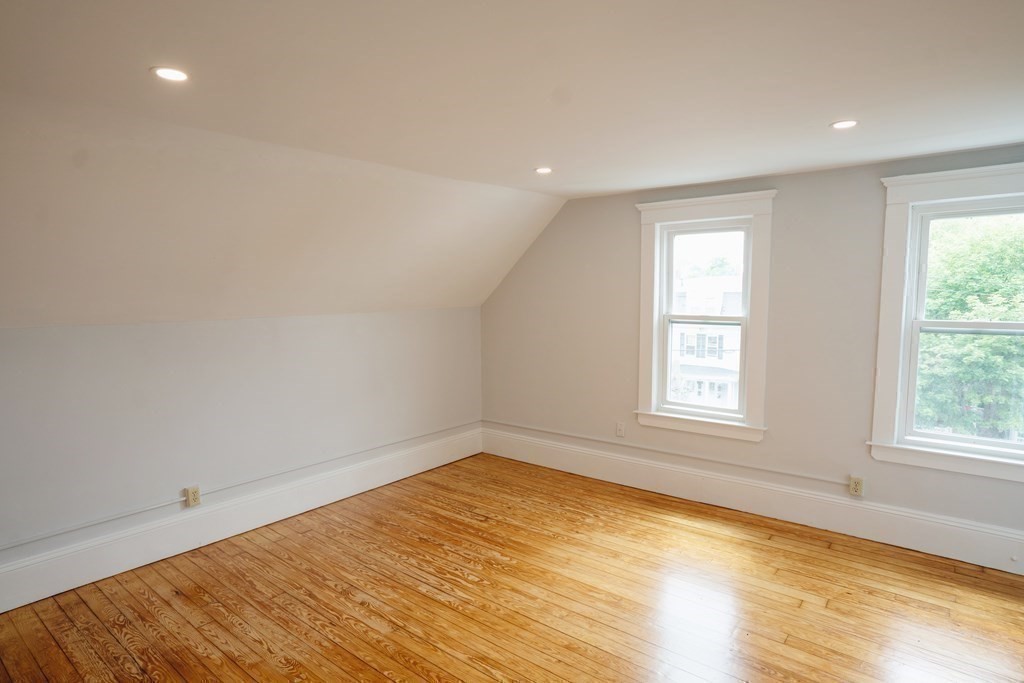 315 Lafayette St # 3 Property Photo 16