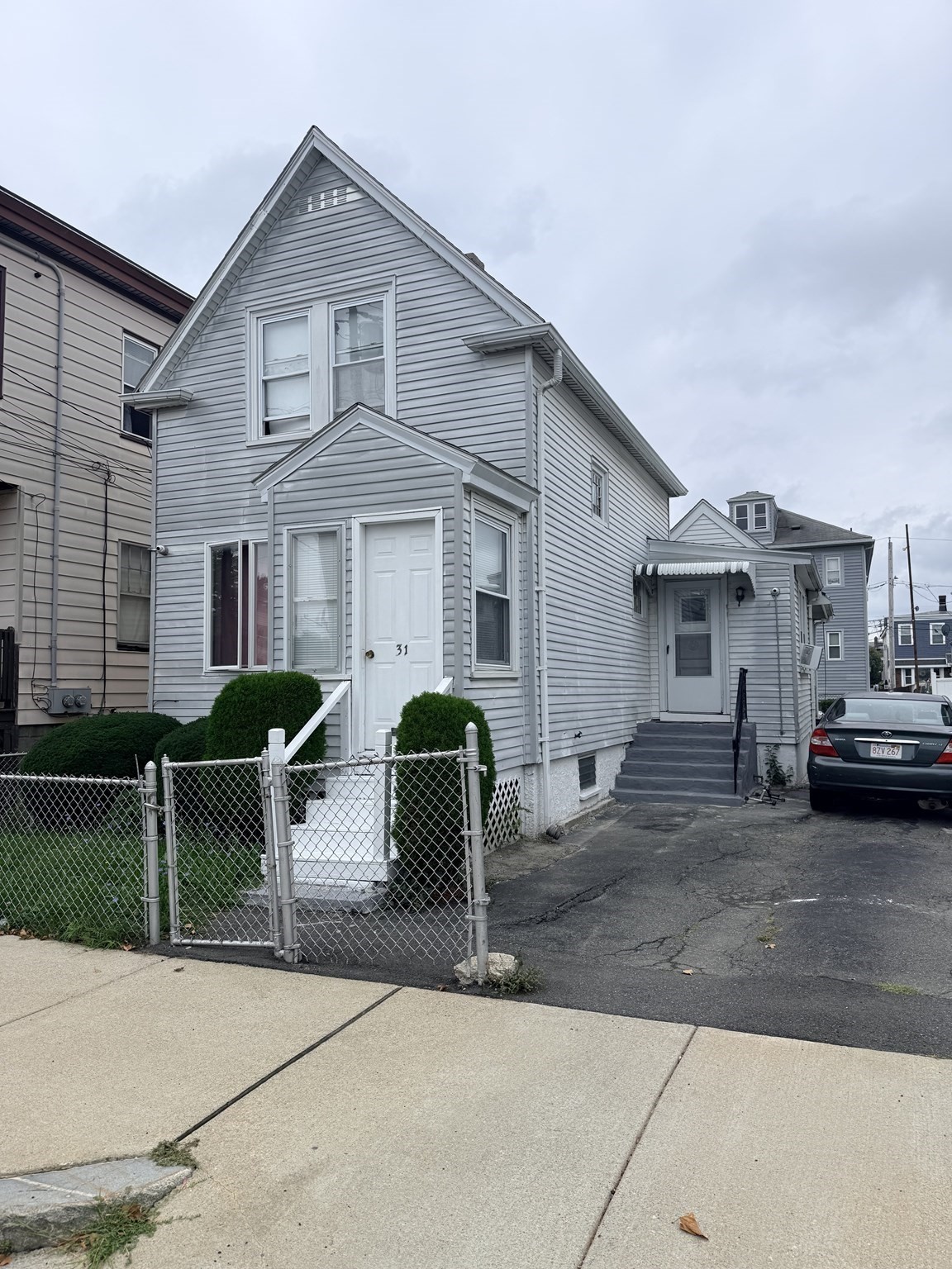 31 Roosevelt Street Property Photo 10