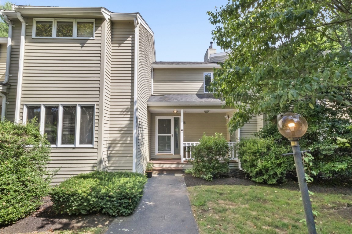 28 Pemberton St # B Property Photo 1