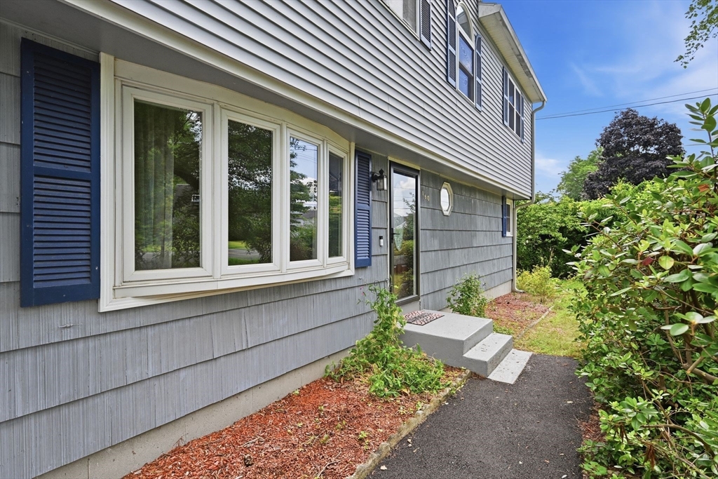 160 East St Property Photo 2