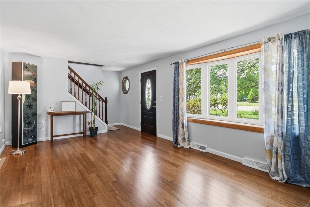 160 East St Property Photo 18