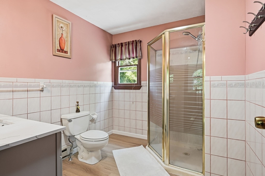 160 East St Property Photo 31