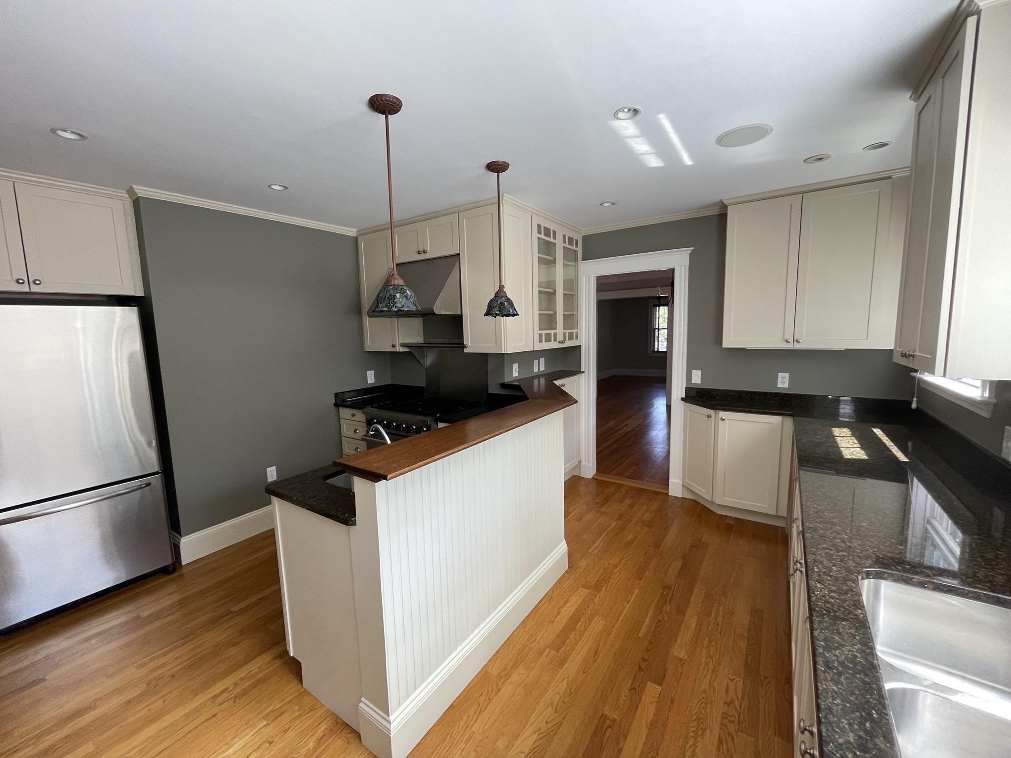 36 Gerald Rd # 2 Property Photo 10