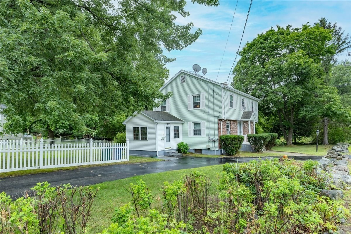 54 River St Property Photo 3