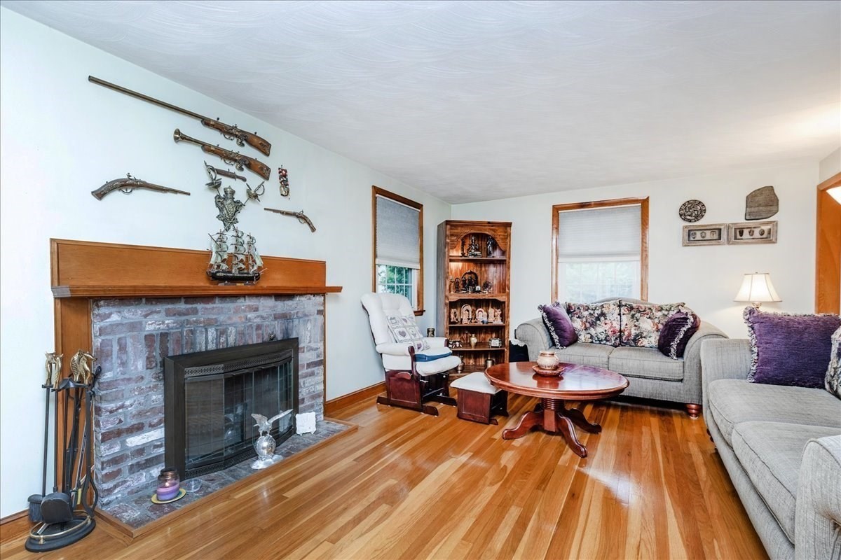 54 River St Property Photo 7