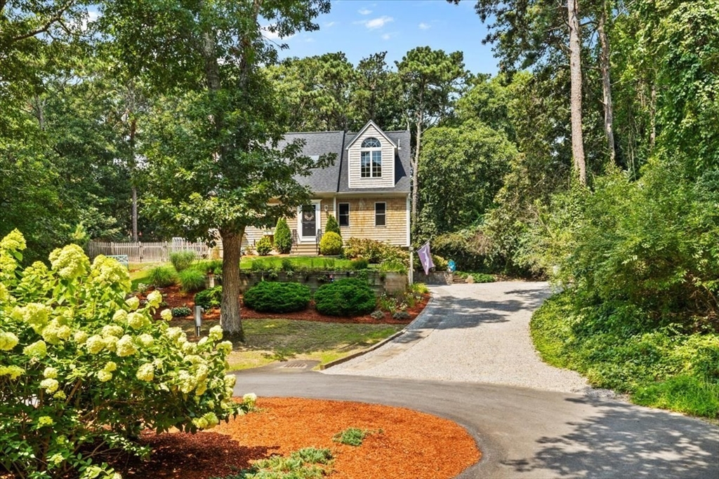 4 Selah Cir Property Photo 6