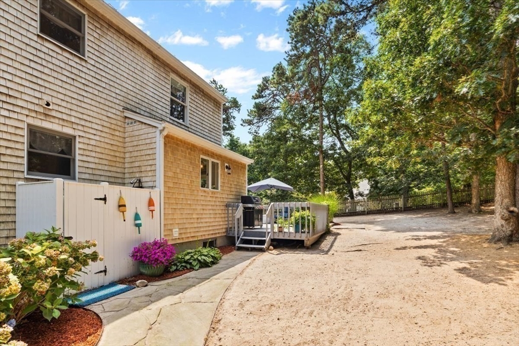4 Selah Cir Property Photo 29